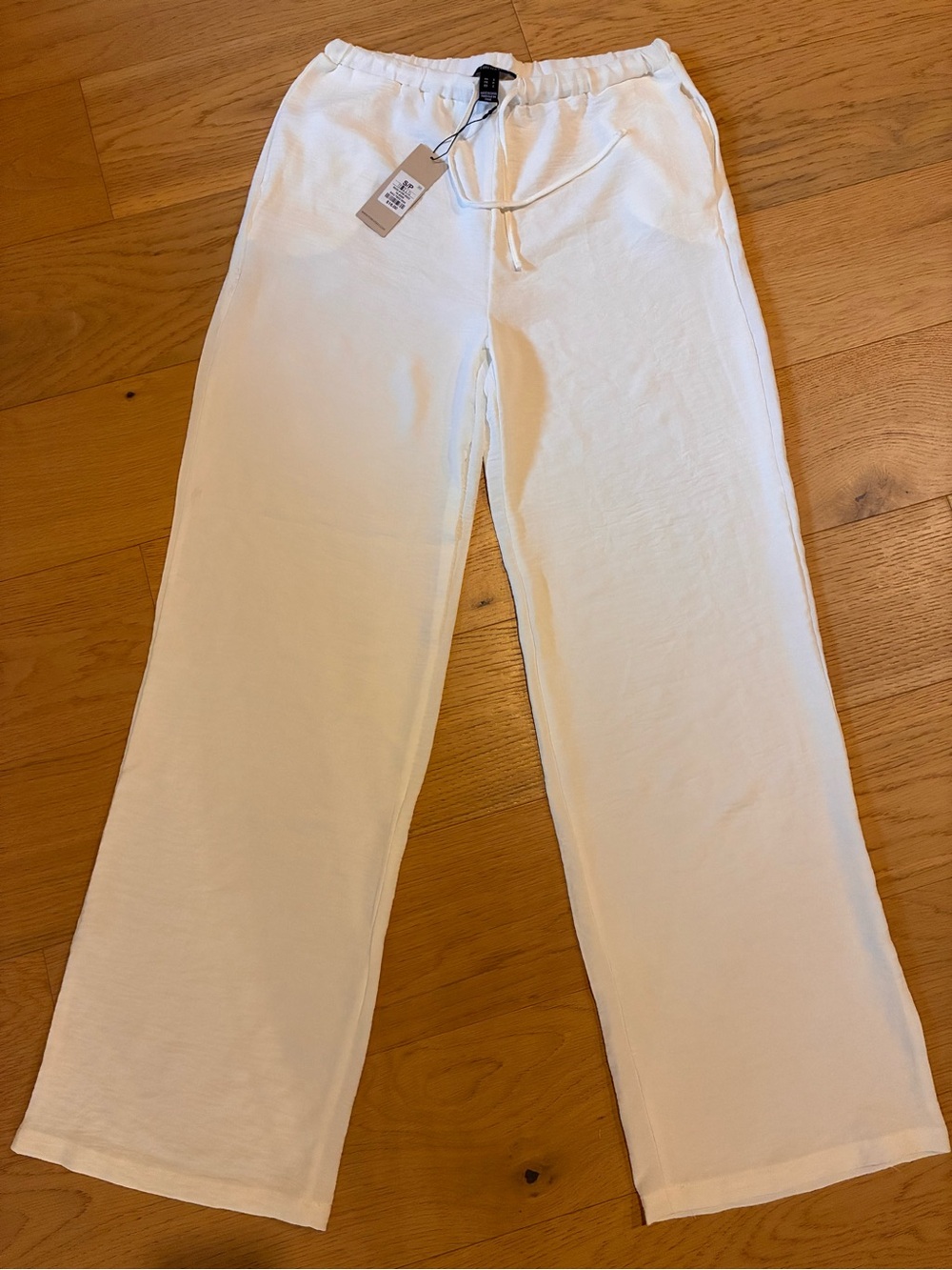 BNWT Wide Leg sheer Pull-On Pants